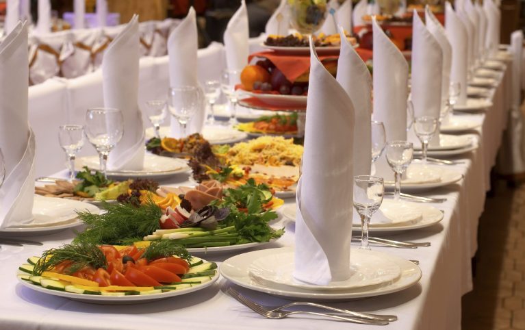 Hochzeitsbuffet Berlin: vielfältige Speisen | Al-Layal. Festliches Hochzeitsbuffet in Berlin von Al-Layal Catering.