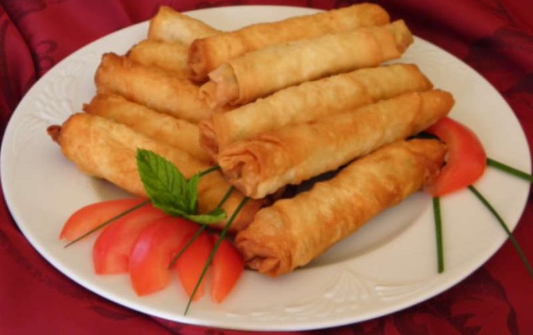Vegetarisches Catering von Al-Layal: exquisite orientalische Köstlichkeiten für Ihre Feierlichkeit in Berlin & Brandenburg. Vegetarisches Catering: orientalische Spezialitäten.
